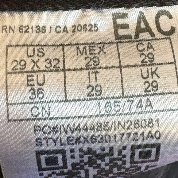 Guess Black Slim Straight Leg Jeans 29x32 - Picture 16 of 16